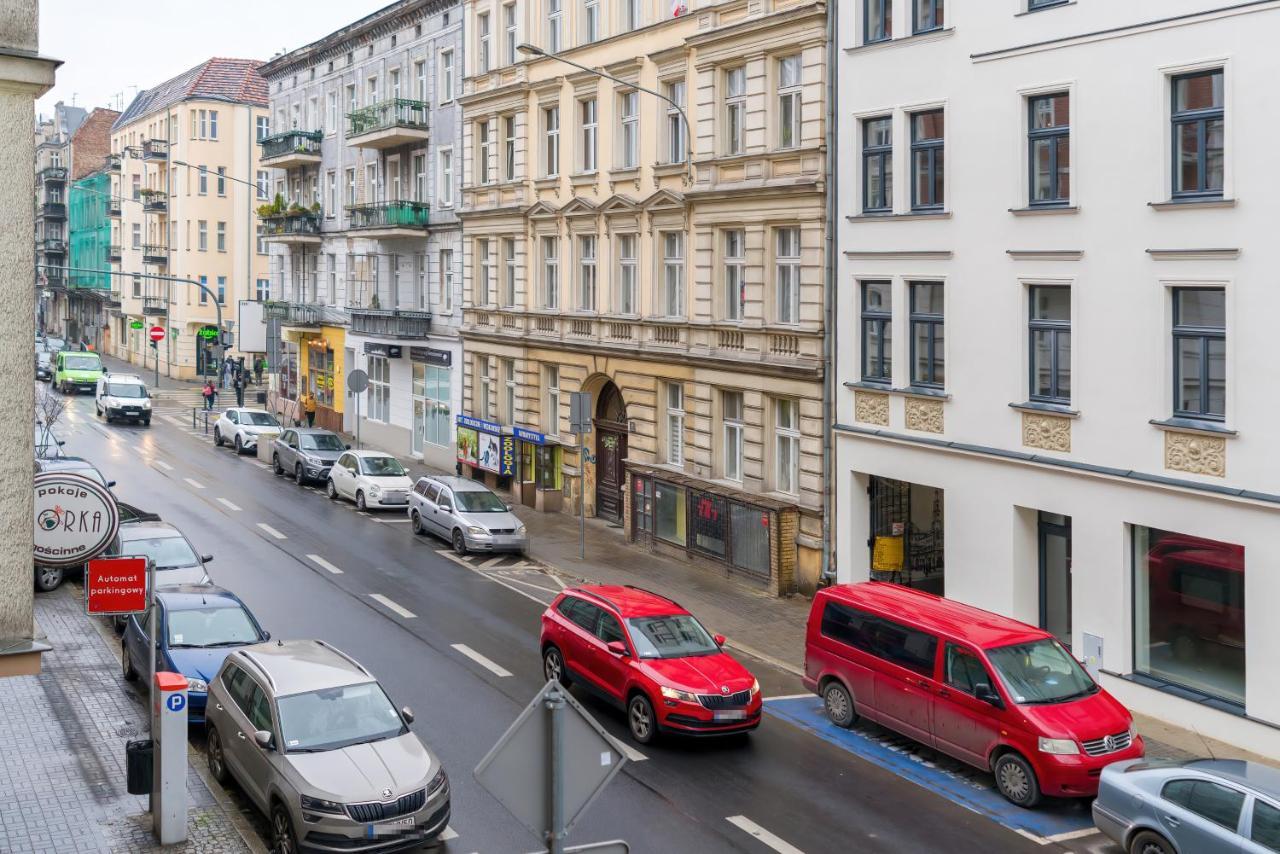 Central Apartments Garbary By Noclegi Renters Poznań Exterior foto