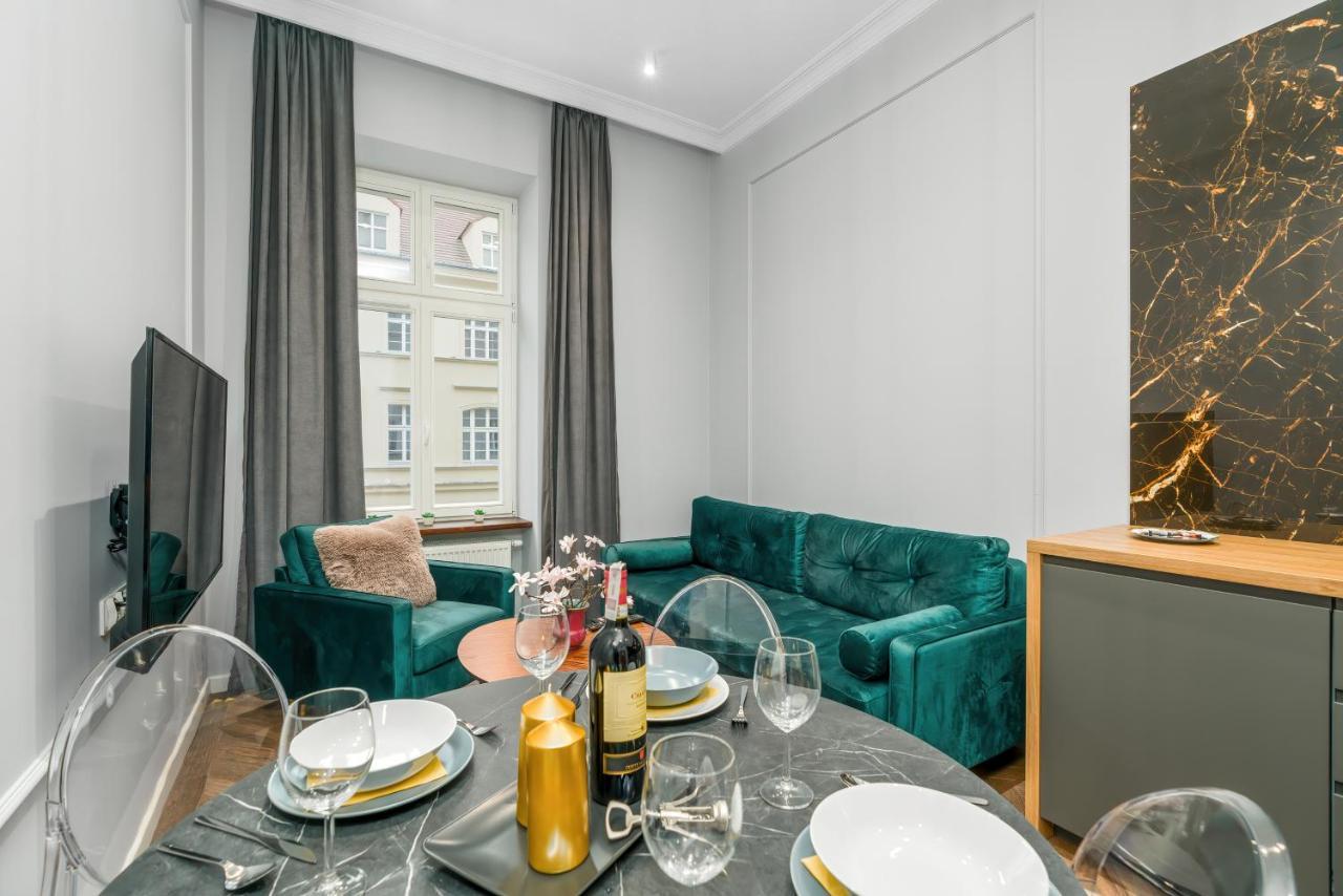 Central Apartments Garbary By Noclegi Renters Poznań Exterior foto